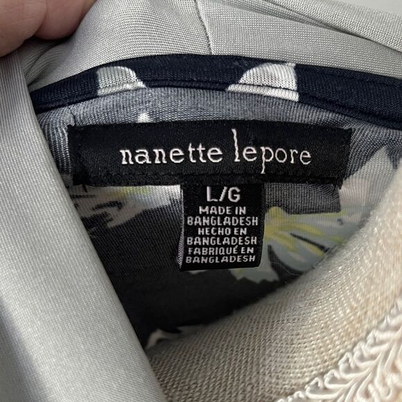 Nanette Lepore Navy and White Floral Robe w Belt - Picture 2 of 9